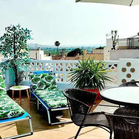House With Solarium 펜션 *